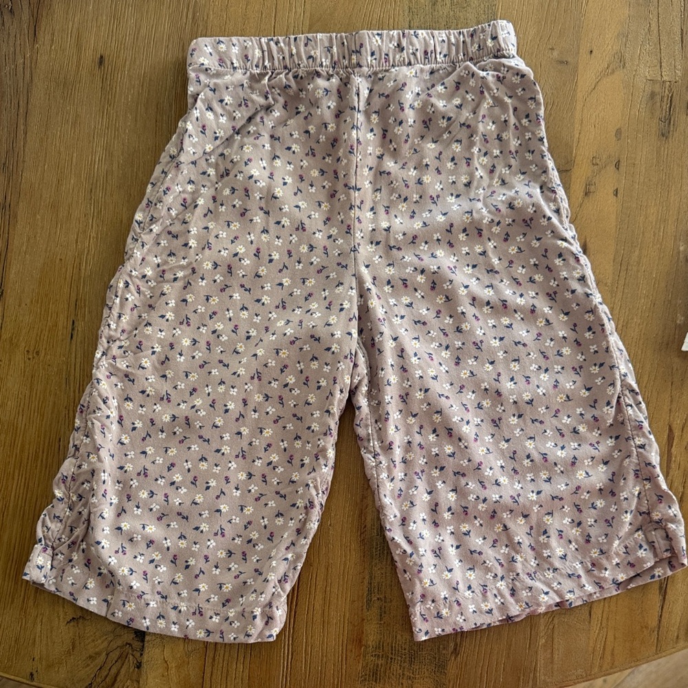 Cat & Jack Lavender Floral Knit Shorts